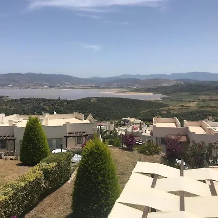 Stunning 4 Bedroom Private - With Pool Milas