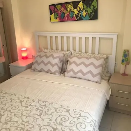 Stunning 4 Bedroom Private - With Pool